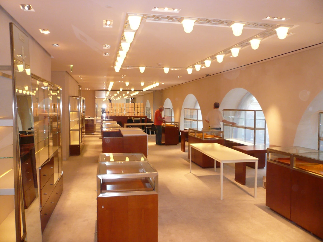 Boutique Hermès rue Saint-Honoré à Paris - SOE Stuc & staff