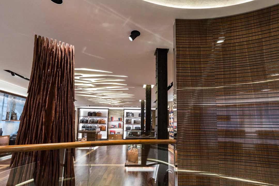 Longchamp Hommes Paris - SOE Stuc & staff