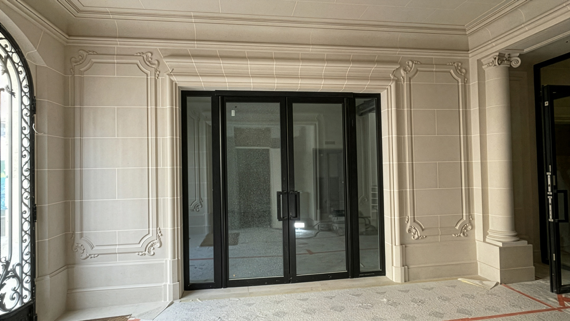 Rue François 1er - Réalisations - SOE Stuc & staff