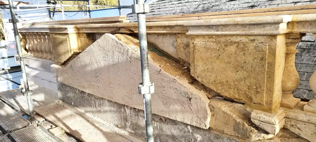 Pavillon des deux îles - Chateau Dampierre - SOE Stuc & staff