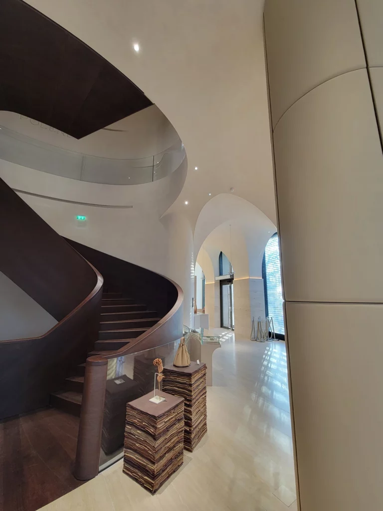 Polène - Champs-Elysees - SOE Stuc & staff