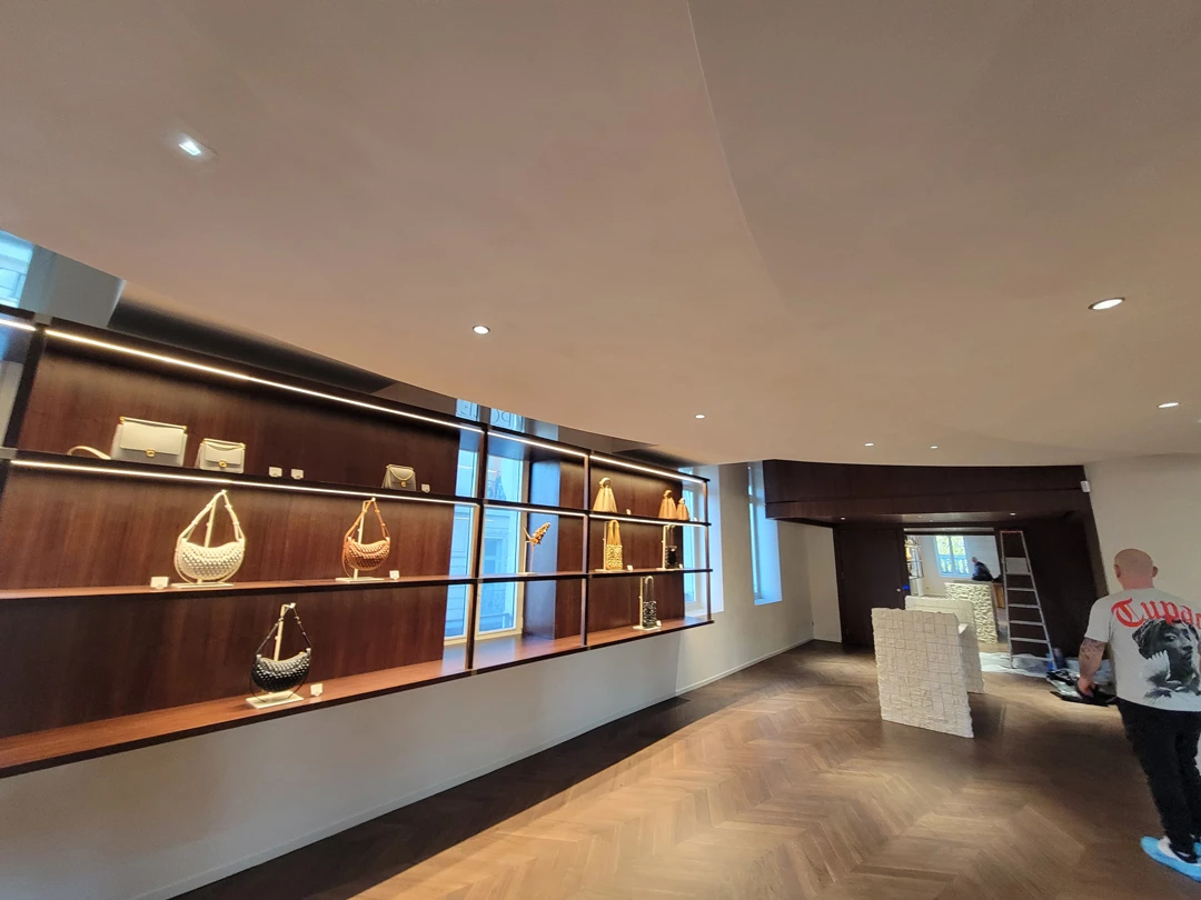 Polène - Champs-Elysees - SOE Stuc & staff