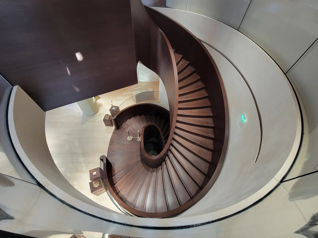 Polène - Champs-Elysees - SOE Stuc & staff