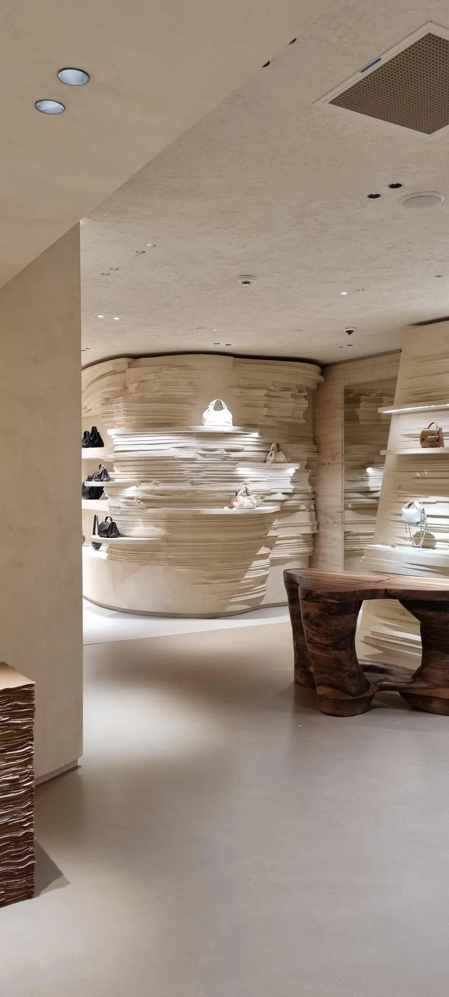 Polène - Le Bon Marché - Paris - SOE Stuc & staff