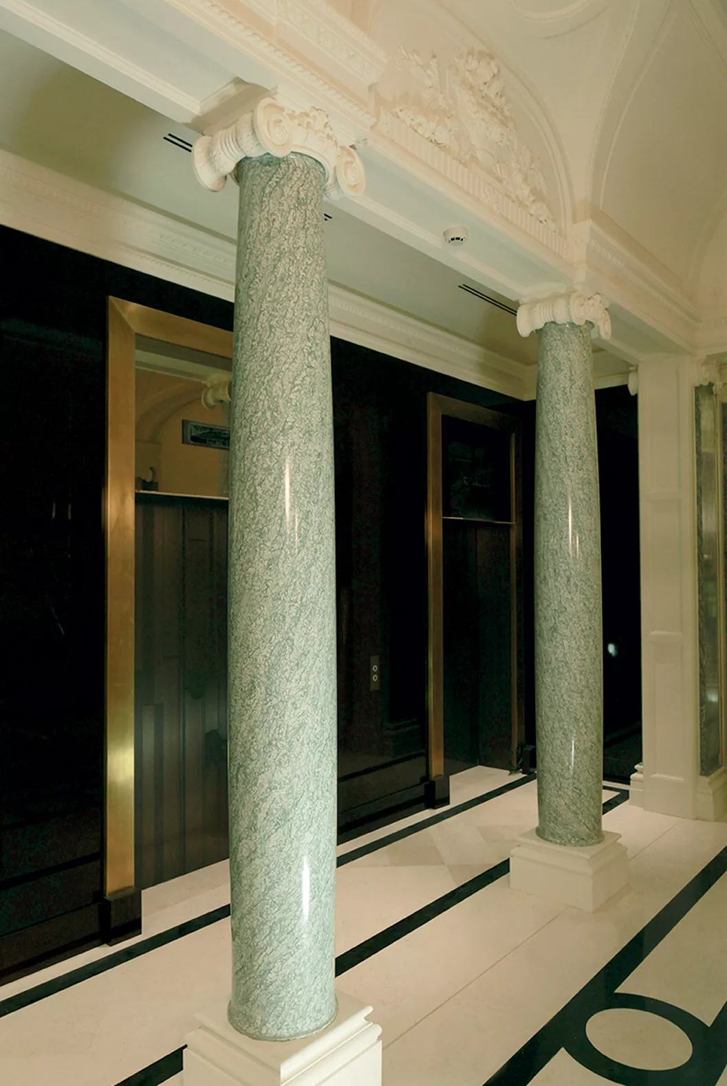 The Peninsula - Réalisations - SOE Stuc & staff